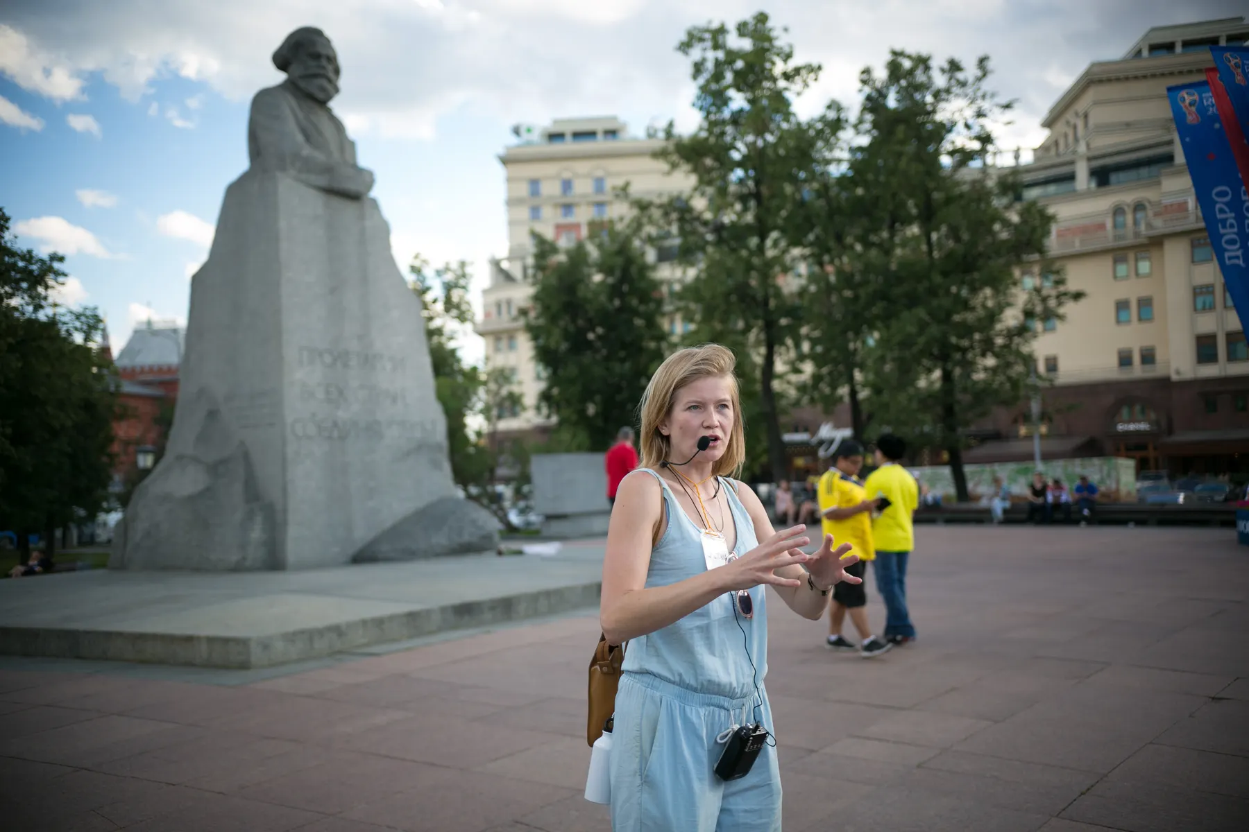 Walking tour through Soviet-era Moscow